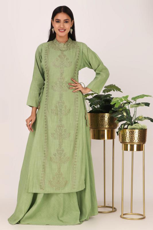 Green embroidery long dress